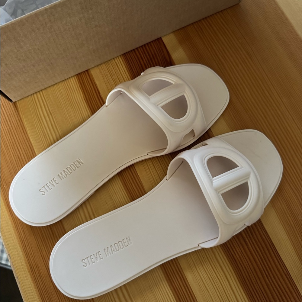 Steve Madden bone Slide jelly Sandals